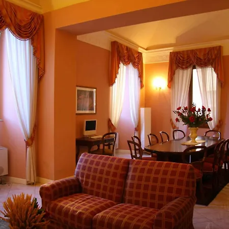 Grand Hotel Italia-2